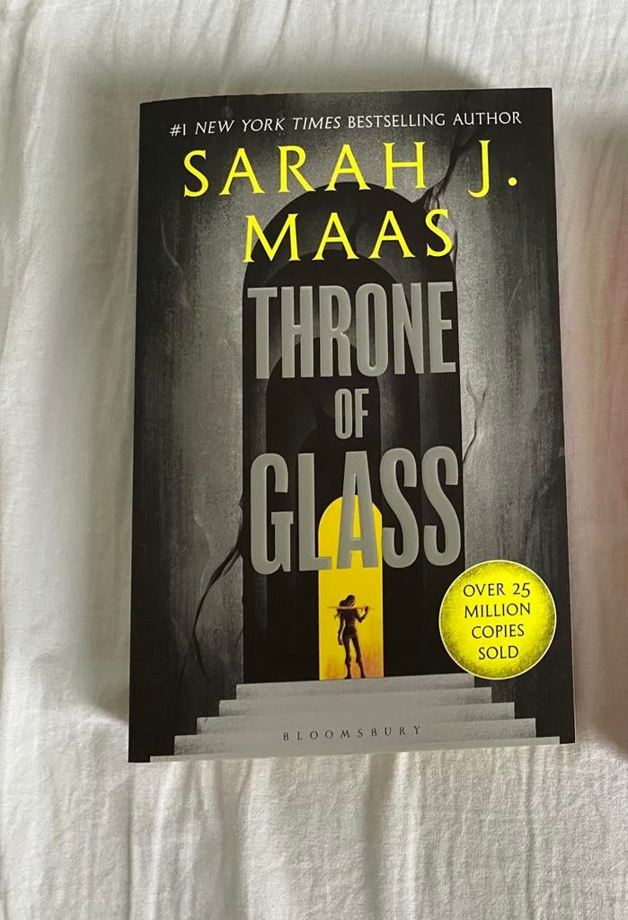 Throne of glass, Ophalen of Verzenden, Zo goed als nieuw, 1 bandje