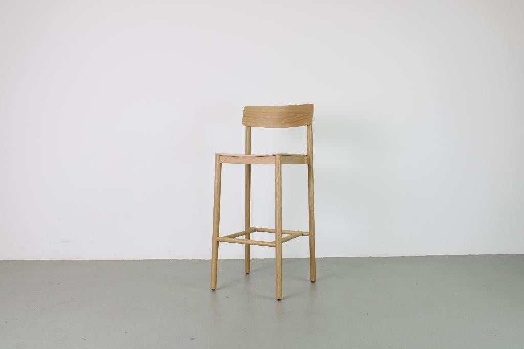&tradition Betty barkruk, TK16, Eiken, Ophalen, 5 krukken of meer, Met voetsteun, 60 tot 90 cm
