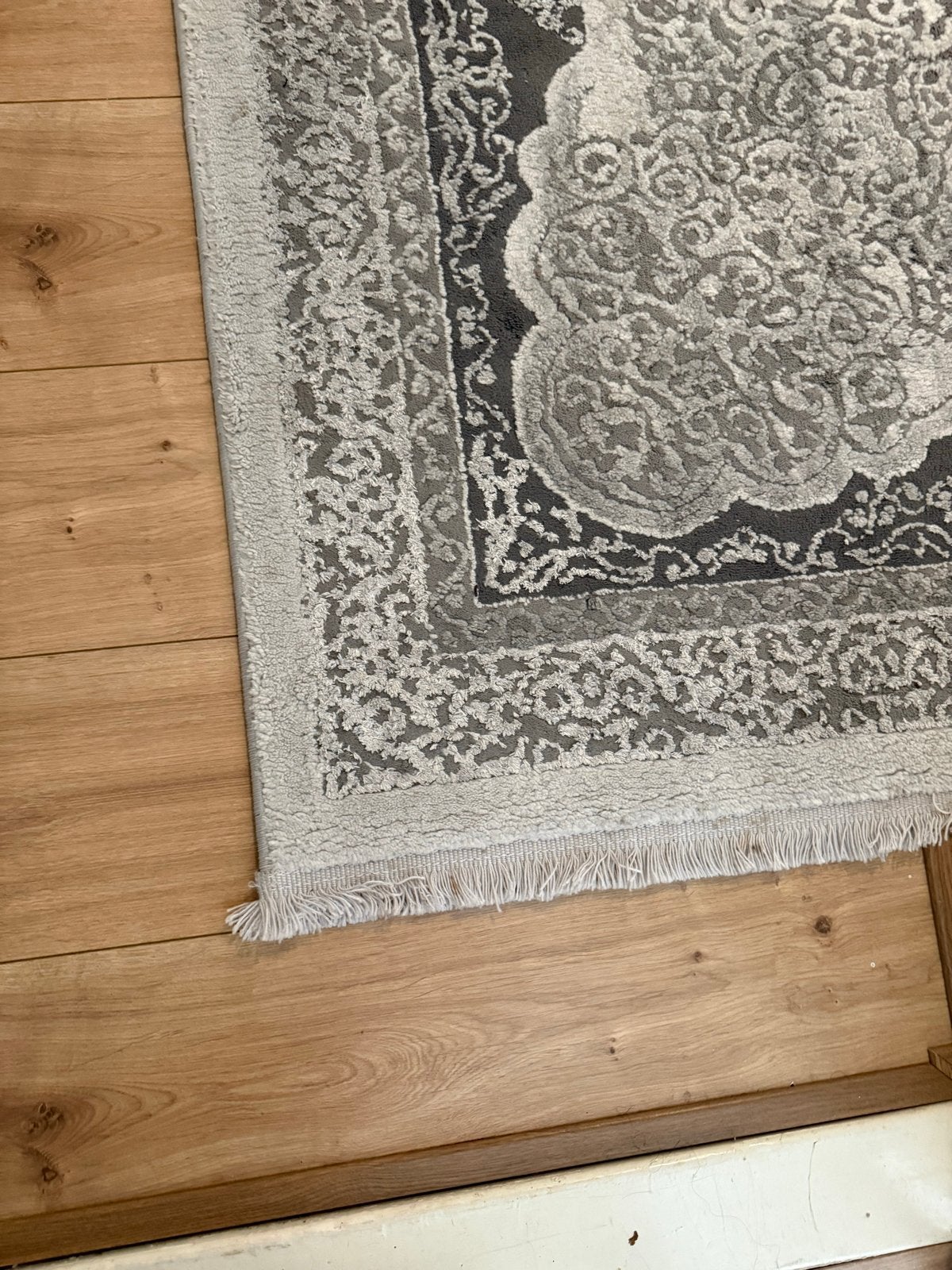 Mooi grijs met wit vloerkleed - 200x300 cm, Ophalen, 200 cm of meer, Zo goed als nieuw, 200 cm of meer