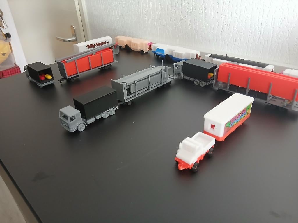 Autoscooter inclusief Transporten met opbouw, Ophalen, Nieuw, 1:32 tot 1:50