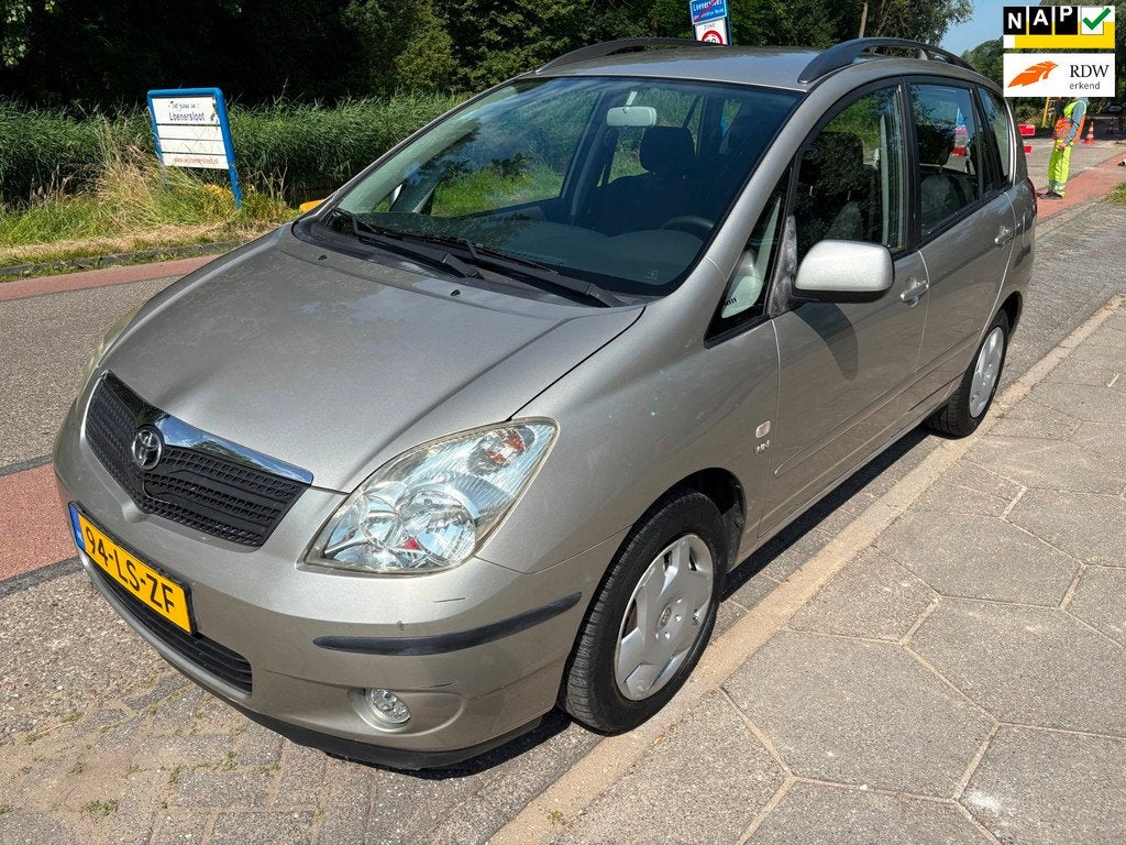 Toyota Corolla Verso 1.8 VVT-i Linea Sol (uit 1 familie)!, Auto's, Toyota, Gebruikt, 4 cilinders, Origineel Nederlands, Grijs