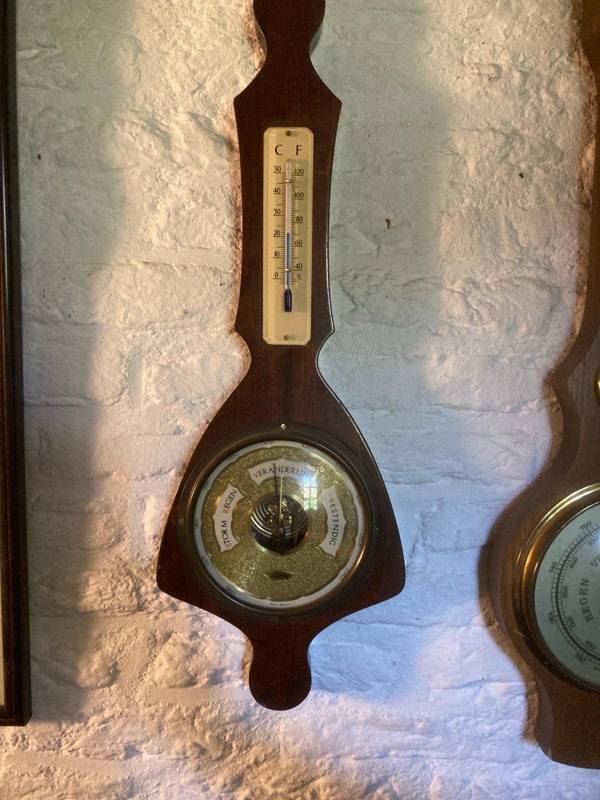 Vintage Barometer met Thermometer in Houten Kast - Warmink, Audio, Tv en Foto, Weerstations en Barometers, Gebruikt, Barometer