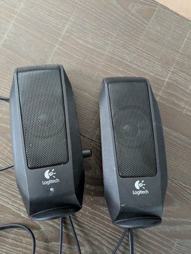 Logitech S-120 speakerspeakerset, Computers en Software, Pc speakers, Ophalen, Gebruikt
