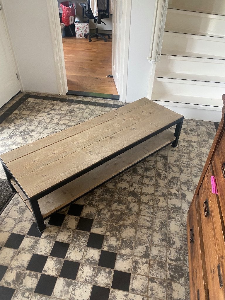Industrieel televisie meubel van metaal en steigerhout, Huis en Inrichting, Ophalen, Grenenhout, Gebruikt, 100 tot 150 cm