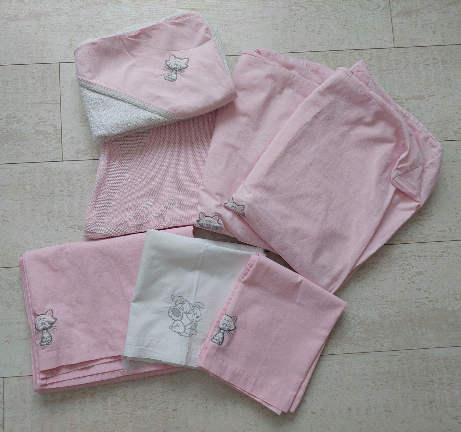 Cottonbaby Woezel en Pip badcape lakens deken kussenhoes, Ophalen of Verzenden, Zo goed als nieuw, Roze, Meisje