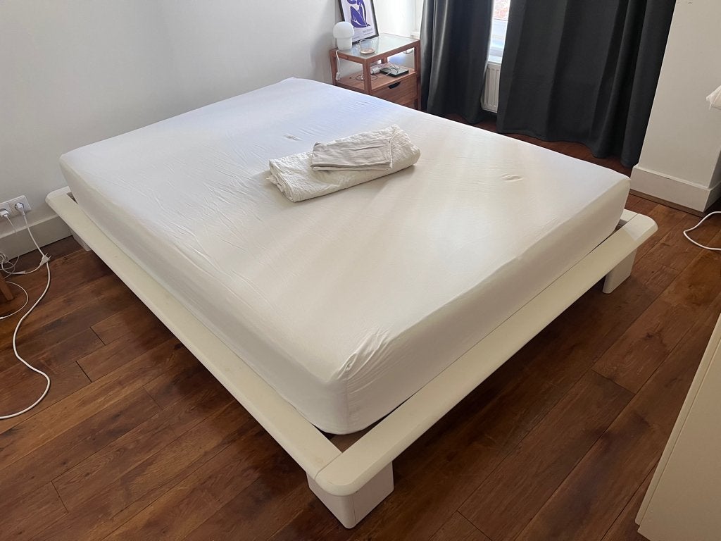 Wit futonbed 140x200 incl. lattenbodem, Huis en Inrichting, Slaapkamer | Bedden, Ophalen, Futonbed, designbed, japandi, wabisabi