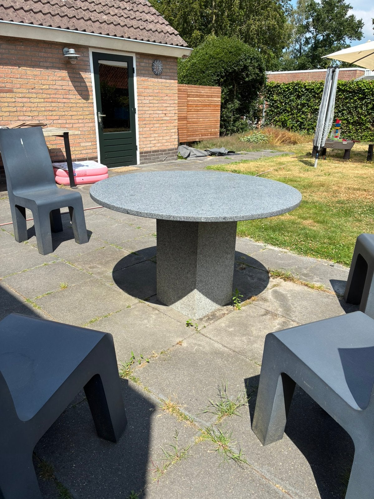 Grijze Granieten tuintafel 120cmø, Tuin en Terras, Tuintafels, Rond, Overige materialen, Ophalen