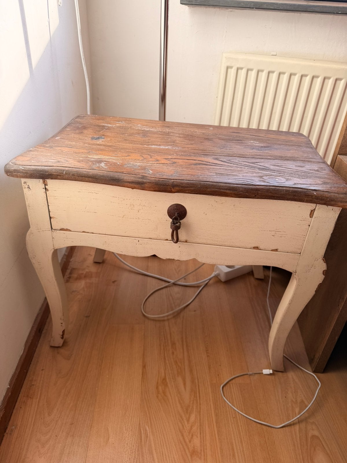 Houten nachtkastje, Ophalen, Zo goed als nieuw, Minder dan 45 cm
