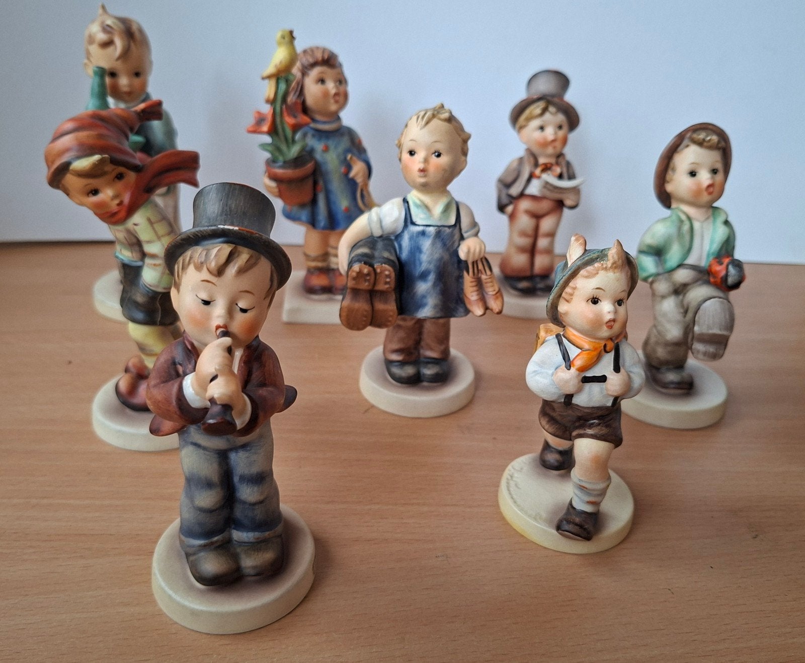 7 originele Goebel Hummel beeldjes, van 13 tot 15.5cm 1 koop, Verzamelen, Ophalen, Zo goed als nieuw, Hummel