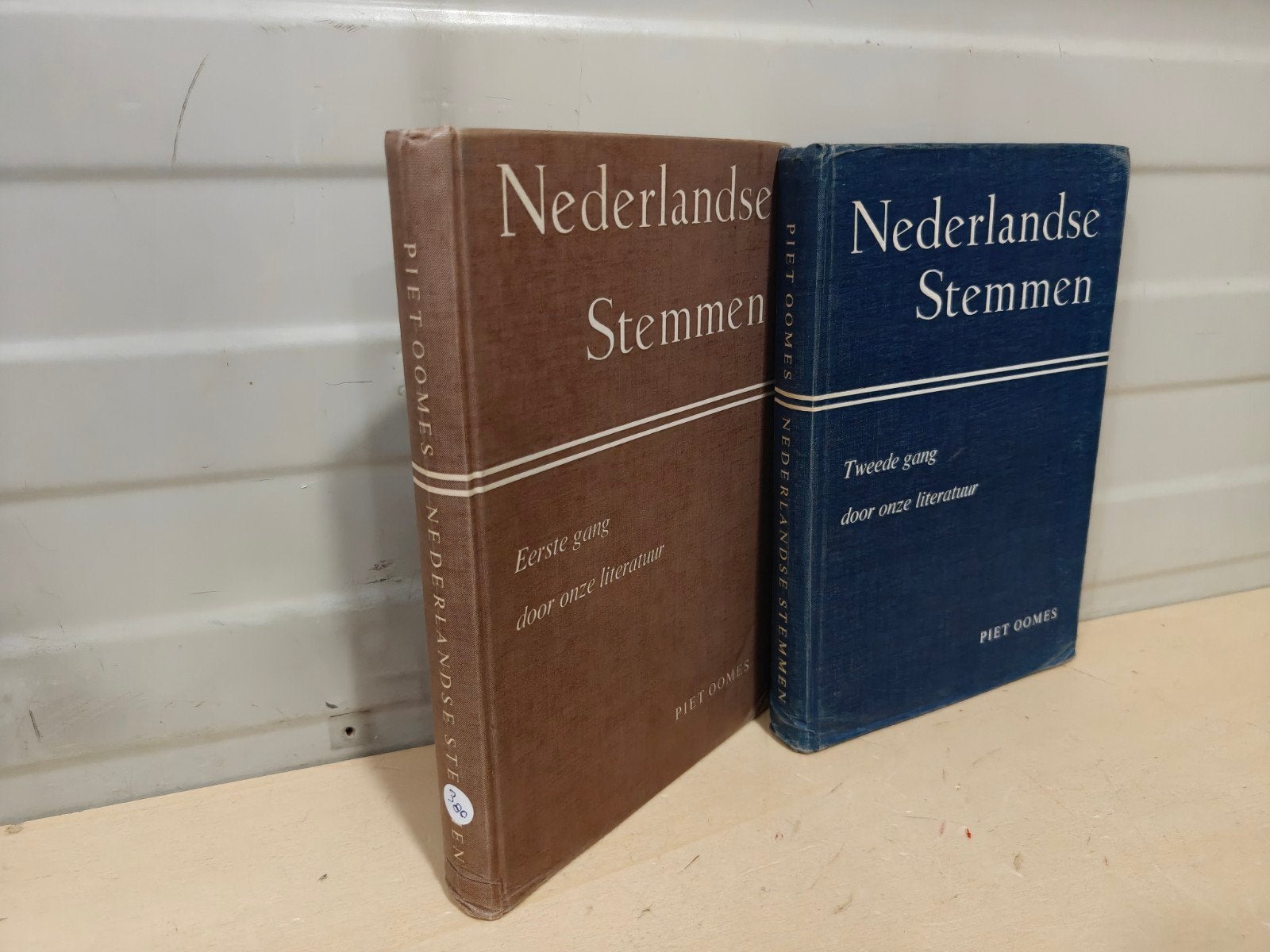 Nr. 380 Piet Oomes. Nederlandse Stemmen., Ophalen of Verzenden, Gelezen, Piet Oomes