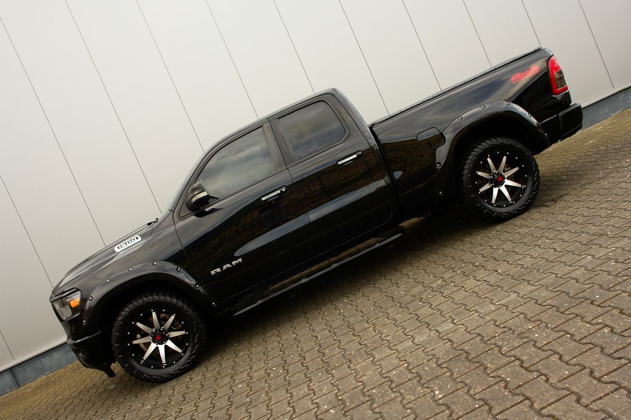 Dodge Dodge RAM 1500 5.7 V8 Black Edition (bj 2019), Automaat, Gebruikt, 5654 cc, Zwart