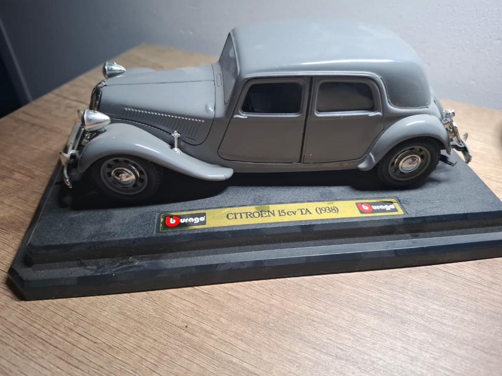 Bburago Citroën 15 CV TA (1938) schaalmodel – 1:24, Hobby en Vrije tijd, Modelauto's | 1:24, Ophalen, Zo goed als nieuw, Auto