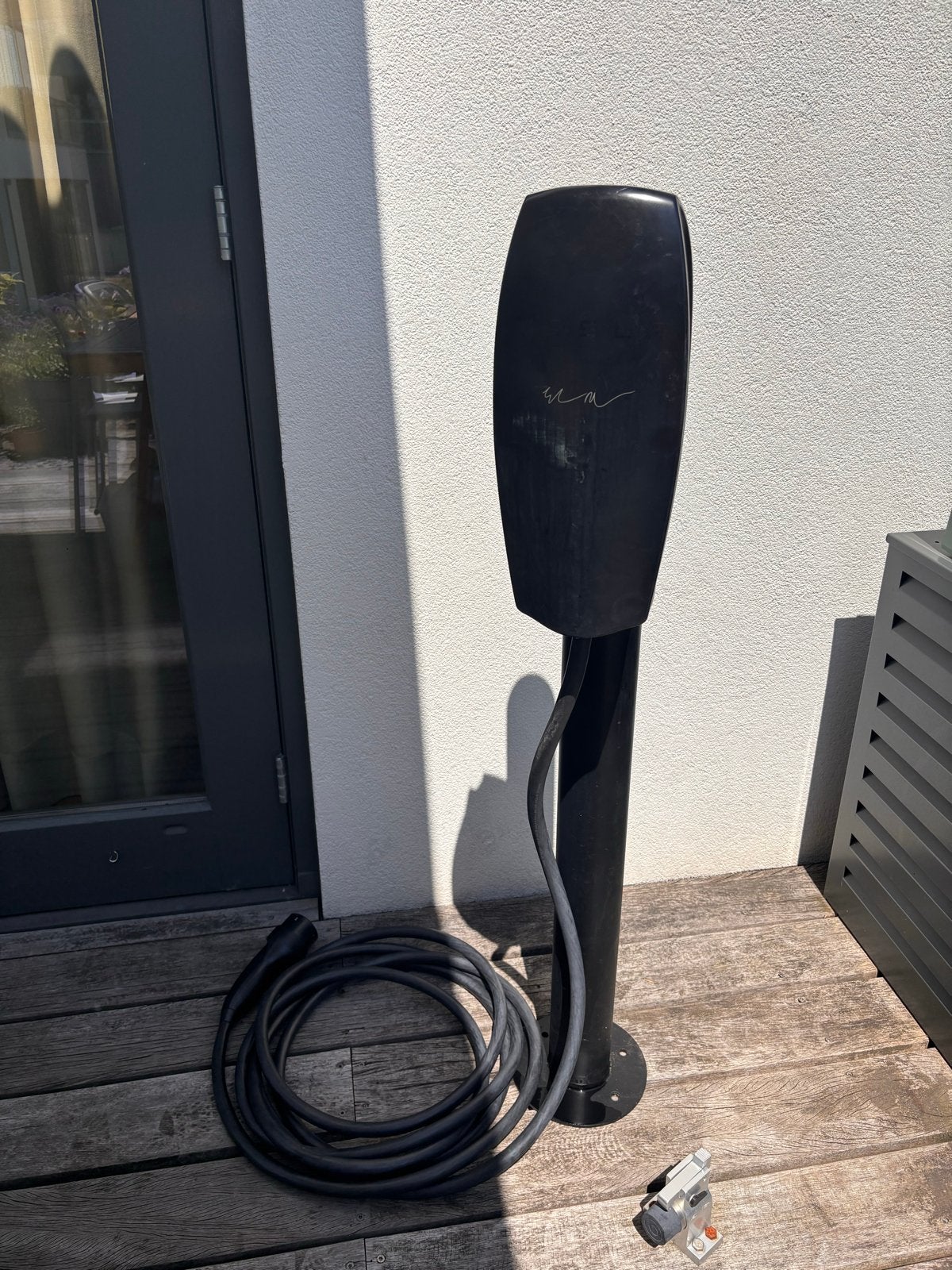 Tesla Wall Connector Laadpaal inclusief statief / paal, Auto diversen, Ophalen, Gebruikt, Laadpaal