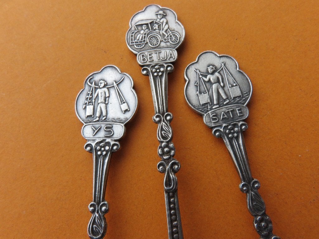 3 Prachtige lepeltjes. merkje 90. Betja . Sate . YS ., Verzenden