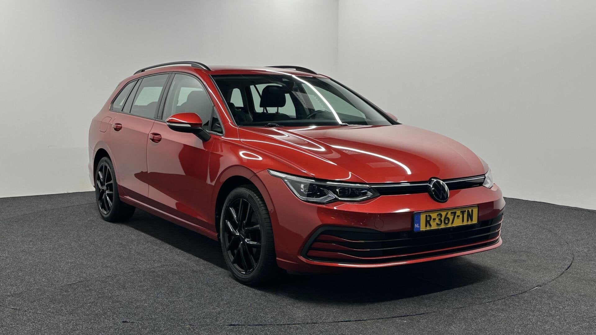 Volkswagen Golf Variant 1.0 TSI Life Business TREKHAAK CARPL, Voorwielaandrijving, Automatische klimaatregeling, Stof, Gebruikt
