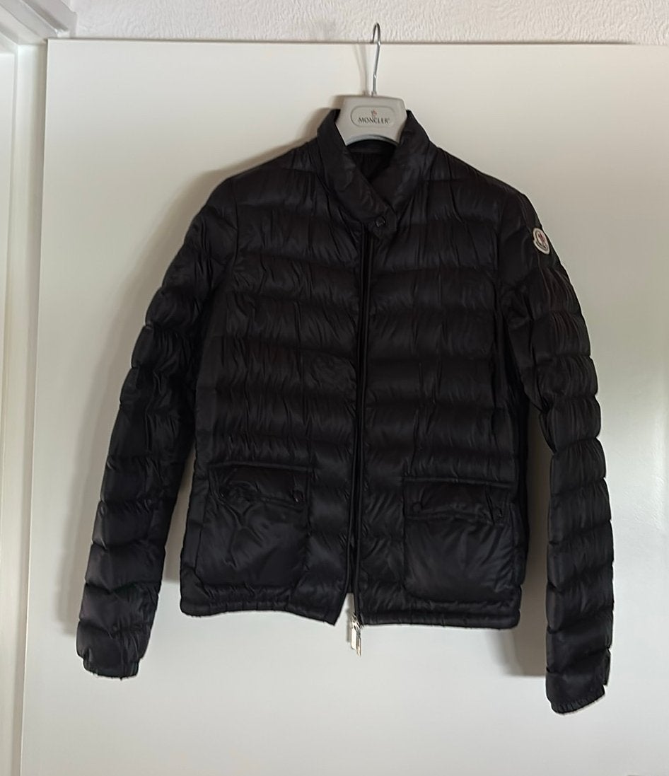MONCLER donsjas - maat 1, Ophalen, Zo goed als nieuw, Zwart