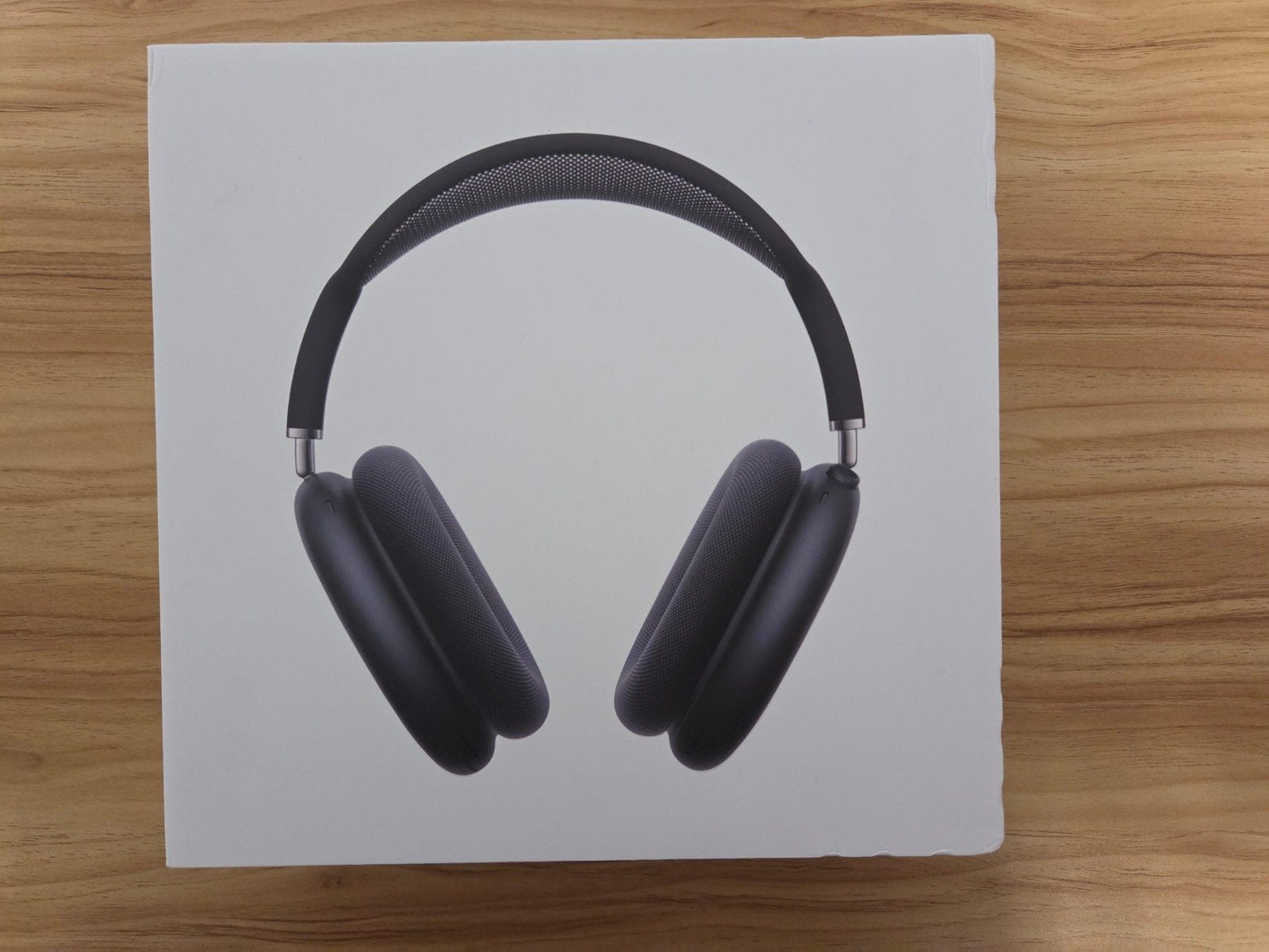 AirPods Max - black and space grey