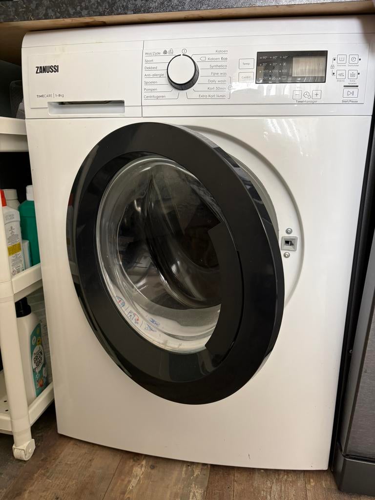 Zannusi wasmachine, Witgoed en Apparatuur, Wasmachines, Zo goed als nieuw, 85 tot 90 cm, 1200 tot 1600 toeren, Ophalen