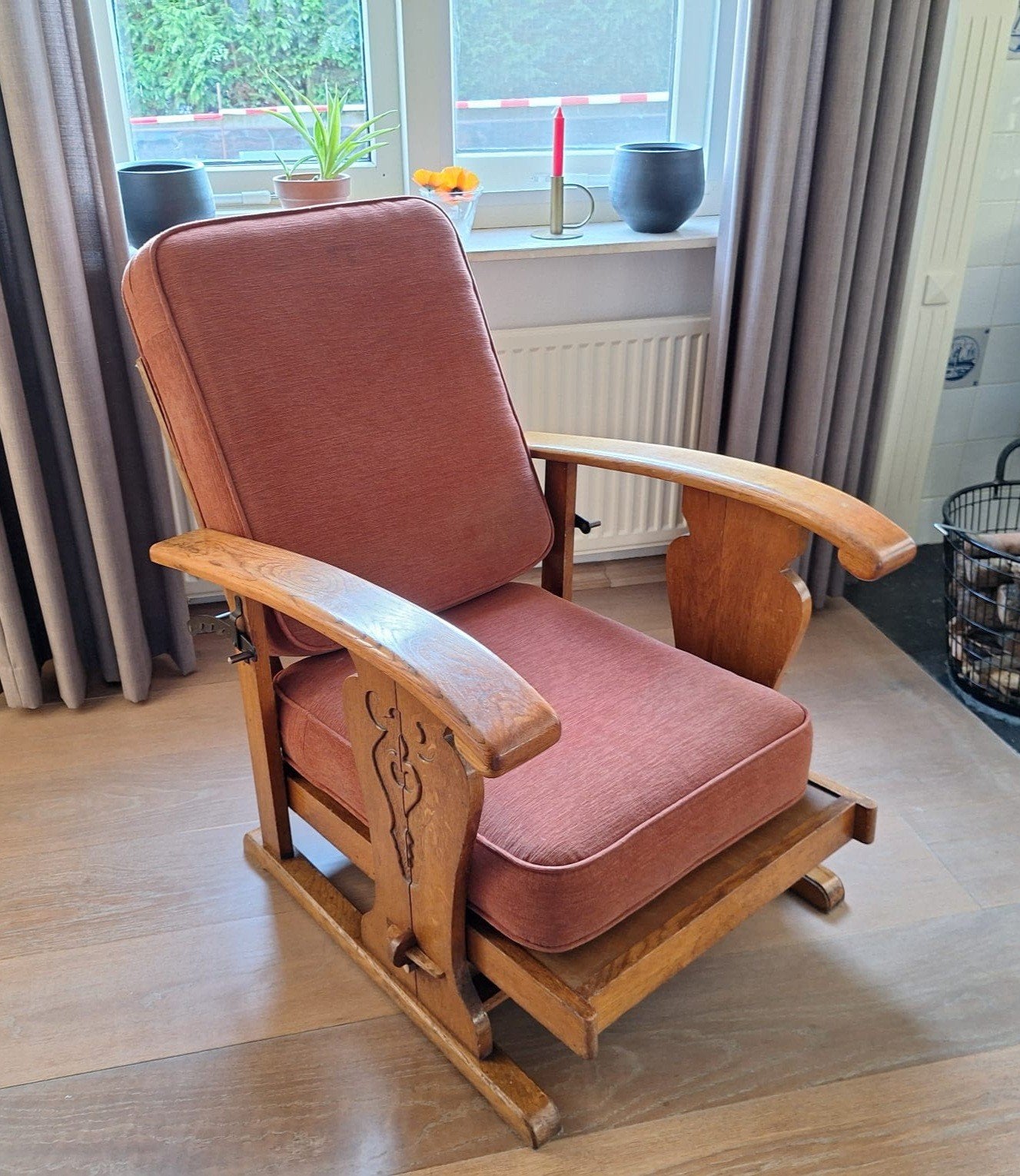 Rookstoel, Ophalen, Gebruikt, Stof, 50 tot 75 cm