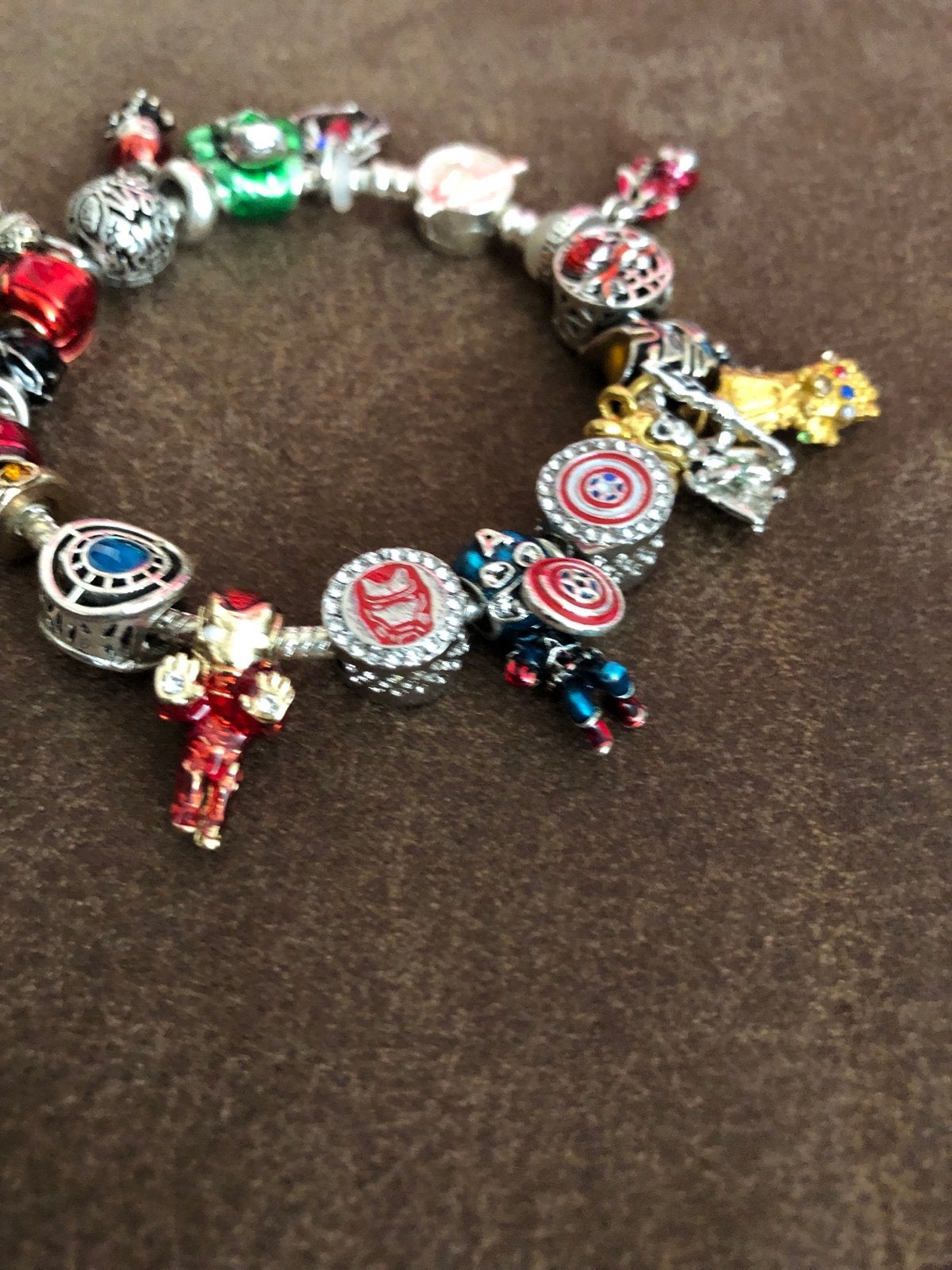 Adventures bedelarmband incl. 20 bedels, Sieraden, Tassen en Uiterlijk, Bedels, Overige merken, Overige materialen, Ophalen of Verzenden