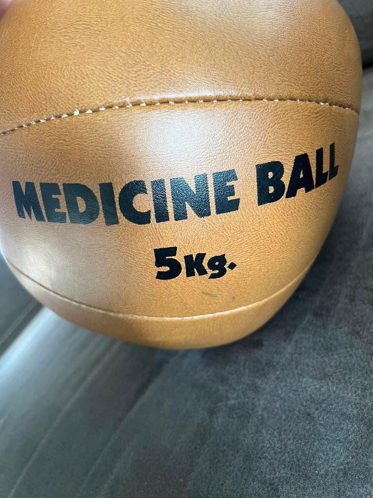 Bruin Leren Bremshey Medicine Ball 5 Kilo., Ophalen of Verzenden, Zo goed als nieuw, Benen, Fitnessbal