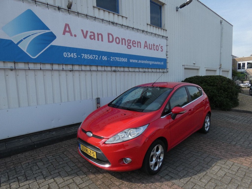 Ford FIESTA 1.25 TITANIUM,Airco,Bltooth,Trhaak,APK 23-9-27, 1242 cc, 4 cilinders, 60 pk, Bedrijf