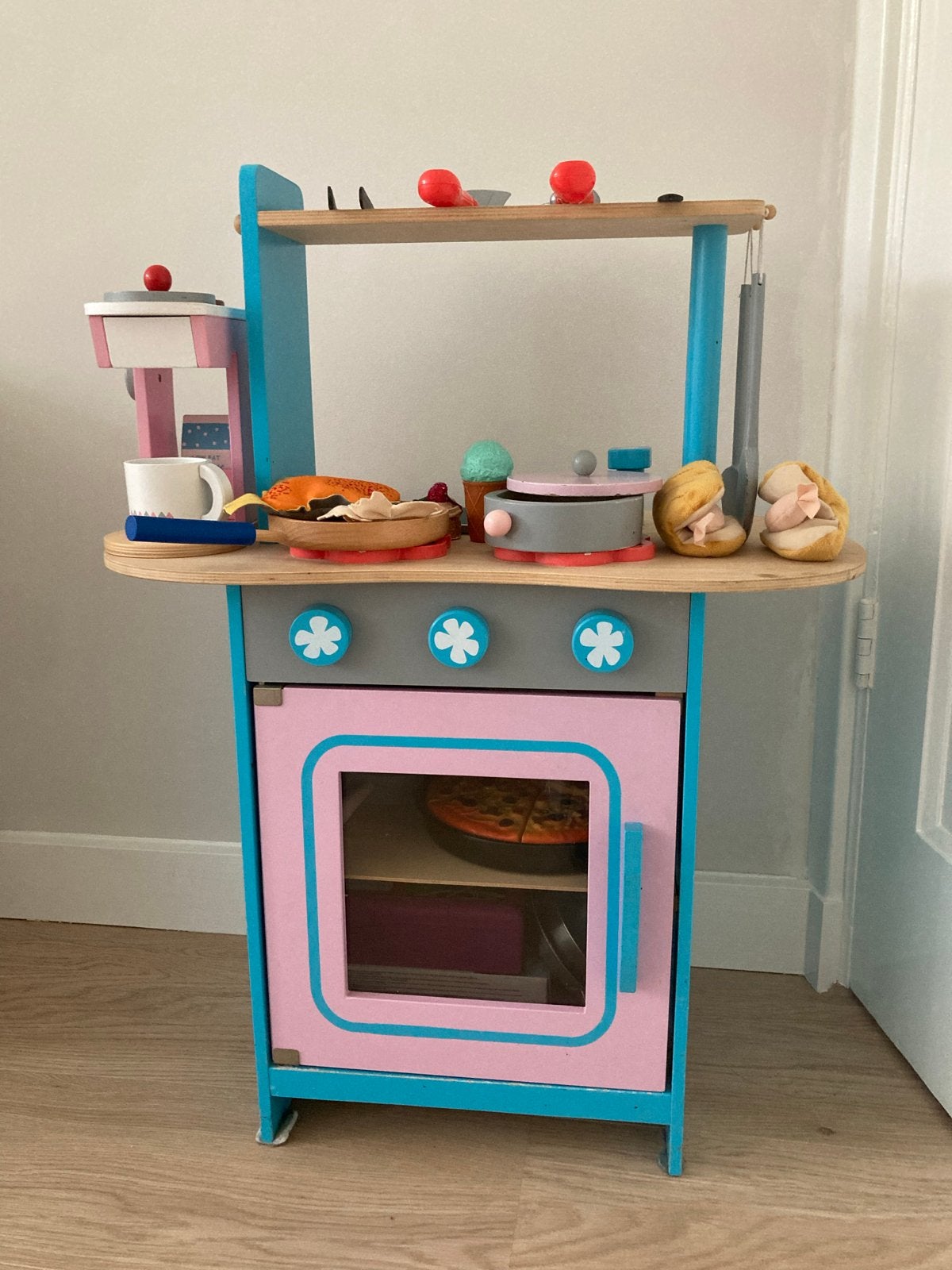 Houten speelgoedkeuken met Frozen serviesje en accessoires, Ophalen, Gebruikt, Ontdekken