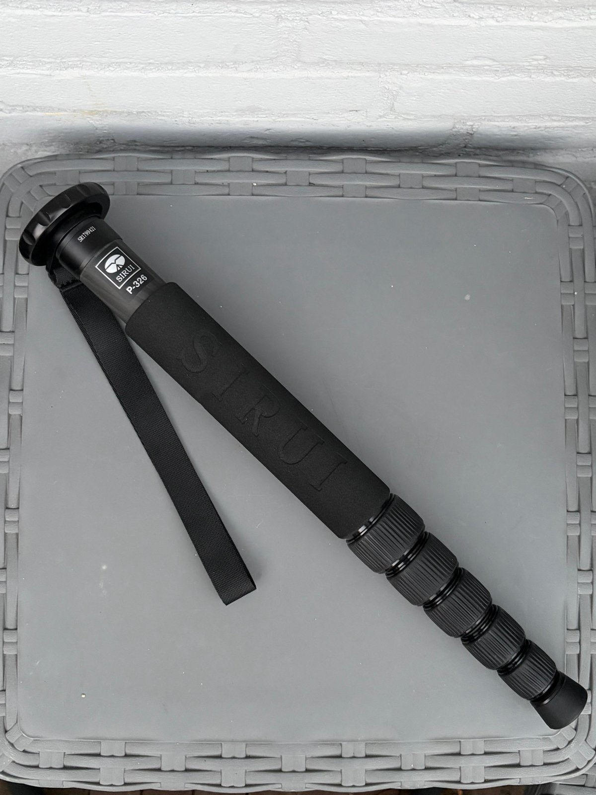 Sirui P-326 Carbon Fiber Monopod, Eenpoot, Ophalen of Verzenden, Zo goed als nieuw, 150 tot 175 cm