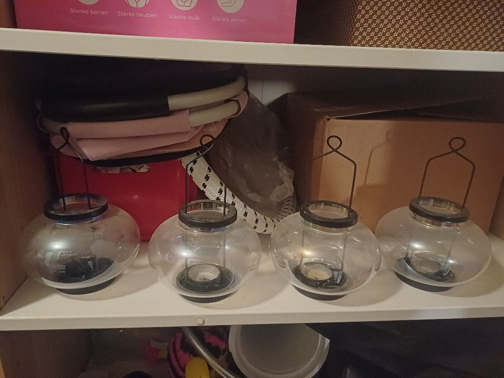 kandelaars of windlichten van metaal en glas, 4 stuks, Windlicht, Ophalen of Verzenden, Zo goed als nieuw, 28 cm