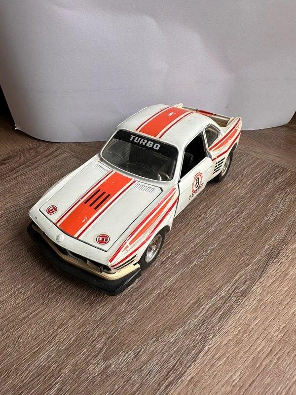 Bburago BMW 3.0 CSL. Turbo, Ophalen of Verzenden, Zo goed als nieuw, Auto