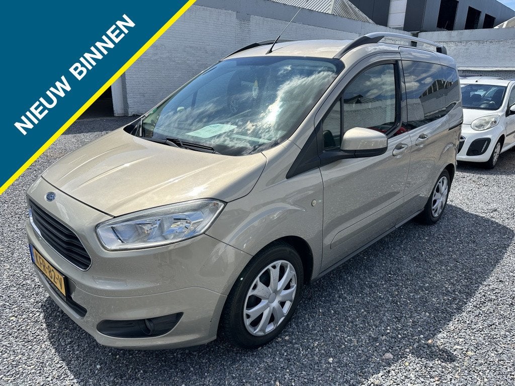 Ford Tourneo Courier 1.0 Titanium (bj 2015), Auto's, 101 pk, Gebruikt, Overige kleuren, Origineel Nederlands