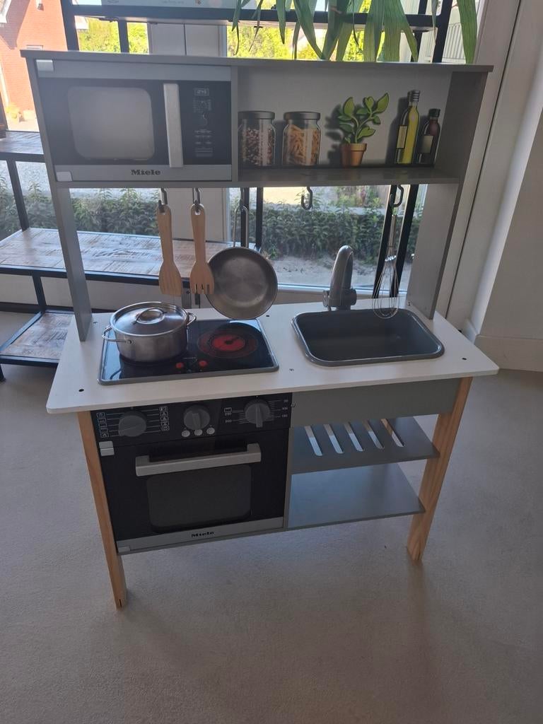 Kinderkeuken Miele, Ophalen, Overige typen, Met geluid