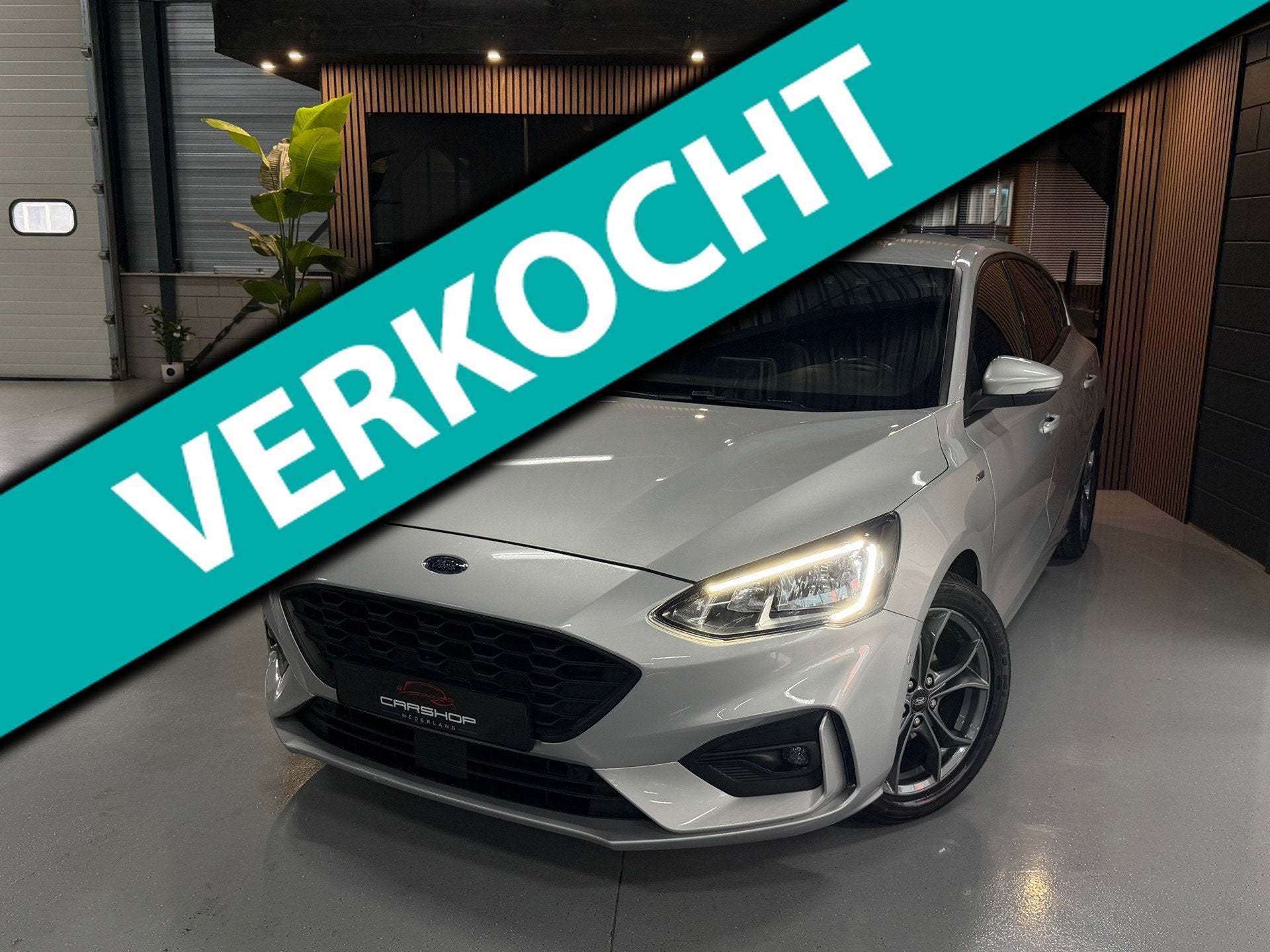 Ford Focus 1.0 EcoBoost ST Line Business CARPLY/CAMERA/LANE, Auto's, Ford, Zwart, Bedrijf, Nieuw, 3 cilinders
