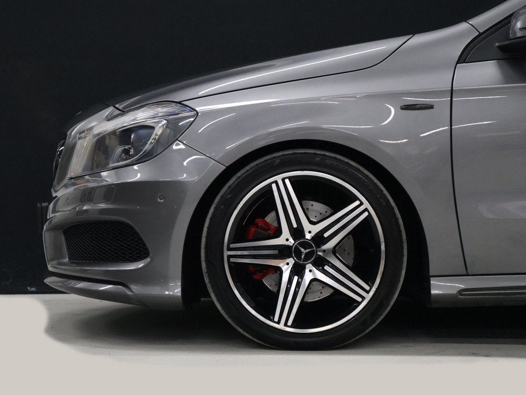 Mercedes-Benz A-Klasse 250 AMG Sport Ambition [SCHUIFKANTELD, Auto's, 730 kg, Gebruikt, 4 cilinders, Bedrijf