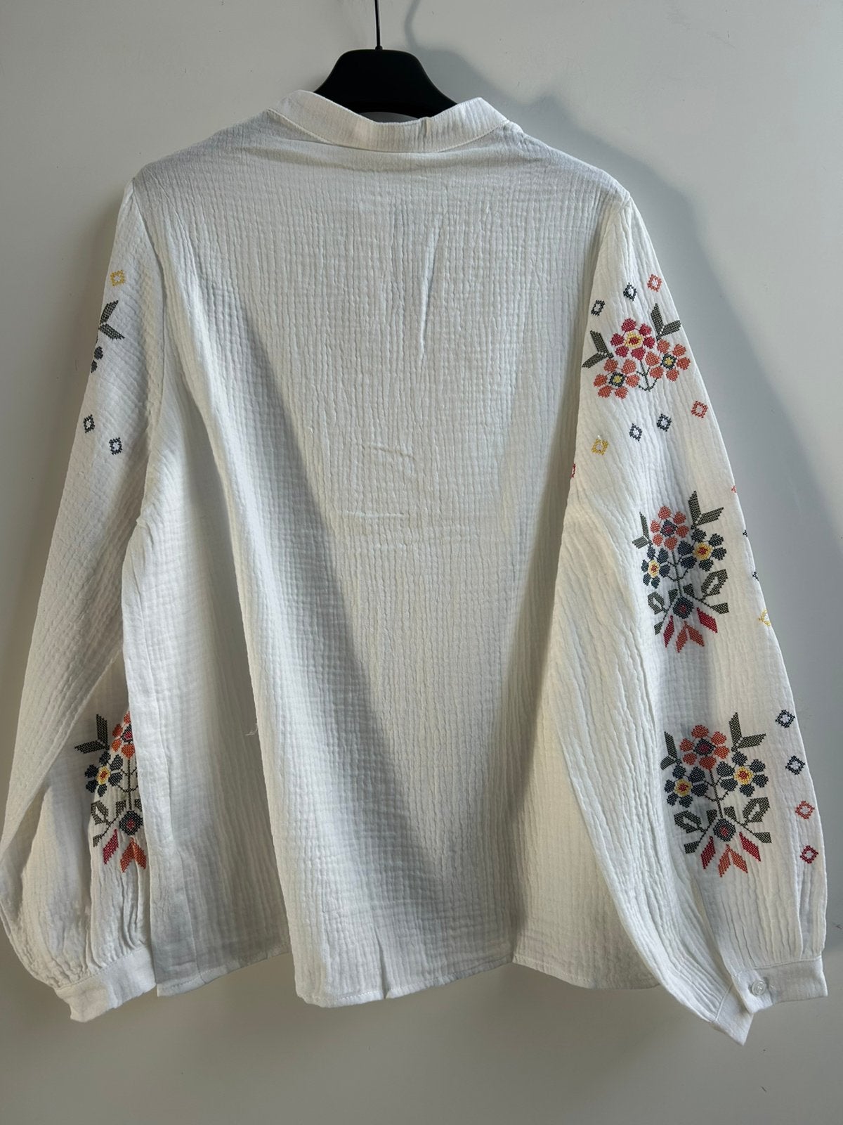 ONADO blouse met borduursels op mouw mt S, M, L en XL, Kleding | Dames, -, Verzenden, Nieuw, Onado