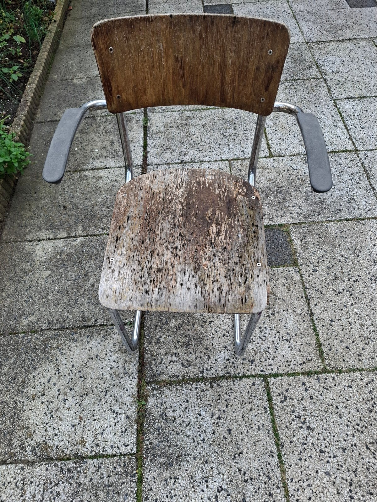 Vintage stoel met metalen frame - opknapper, Ophalen of Verzenden