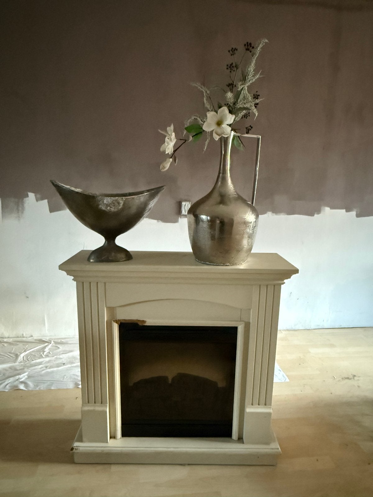 Sfeervolle sierhaard met decoratieve vazen, Ophalen, Hout, Gebruikt, Beige