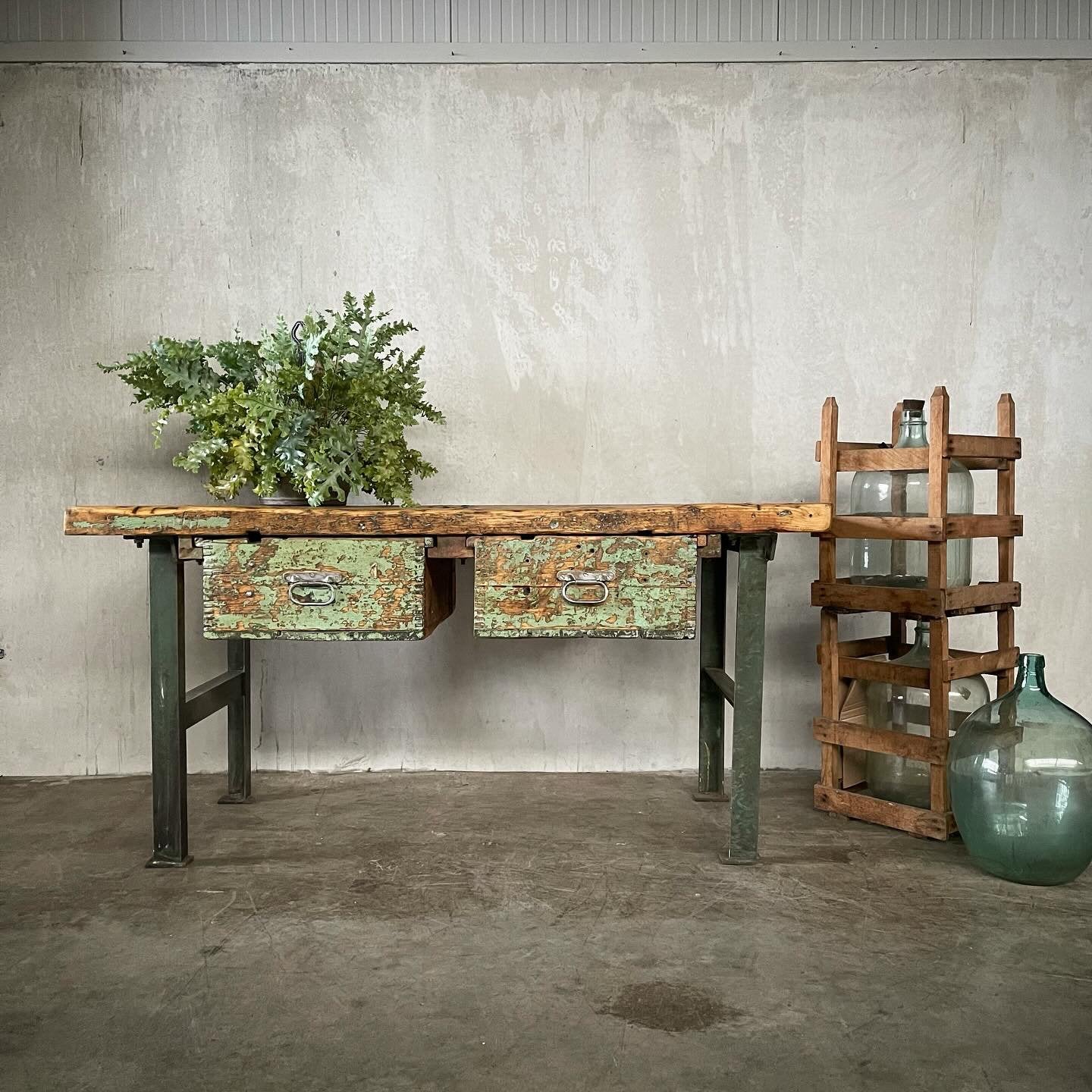 Oude werkbank, vintage werktafel, dressoir, toonbank, kast, Ophalen