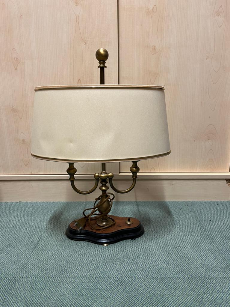 Empire Lamp ovaal bronskleur/hout voet, creme kap 44x34, Antiek en Kunst, Antiek | Lampen, Ophalen