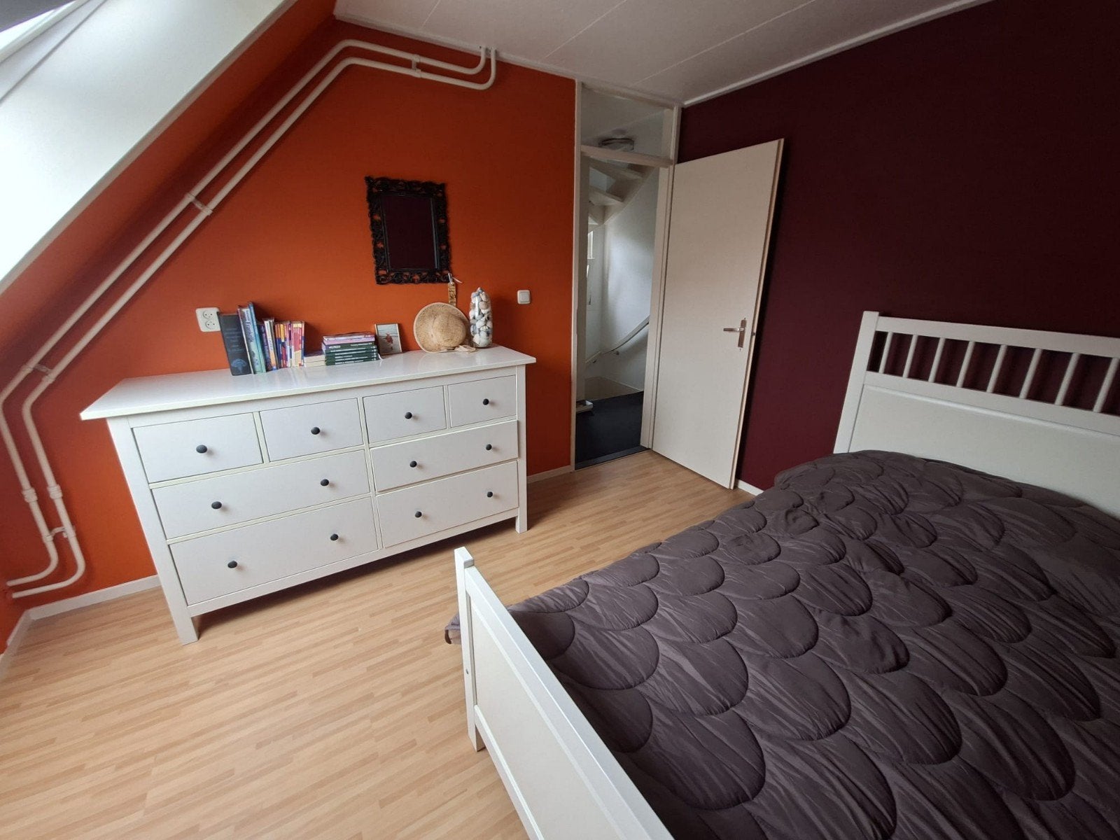 Tweepersoonsbed met lattenbodem en matras, Ophalen, Gebruikt, Wit, Tweepersoons