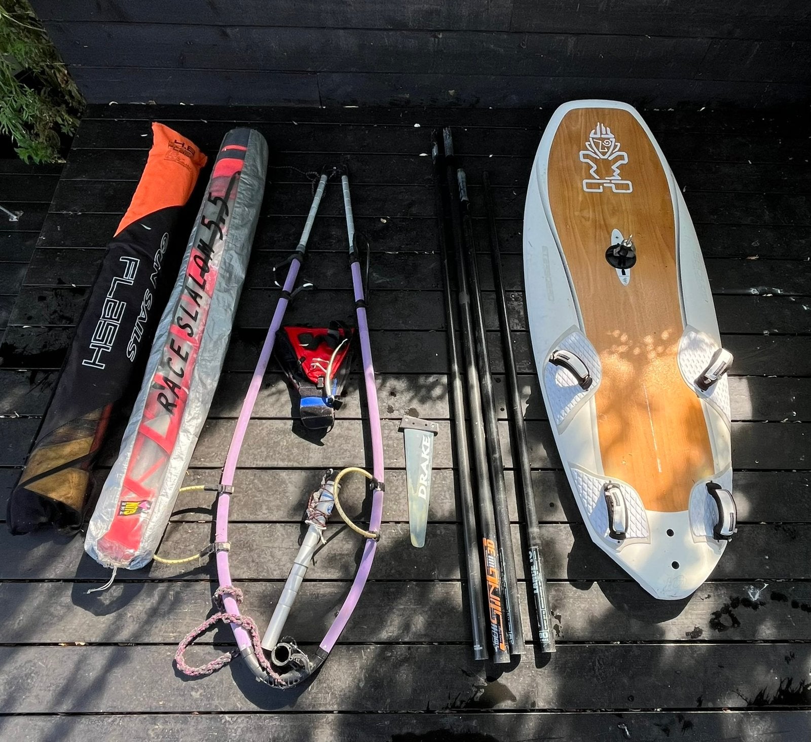 Windsurfset Starboard iSonic 135 + 2 zeilen, Ophalen, Gebruikt, 5 tot 6.5 m², Minder dan 250 cm