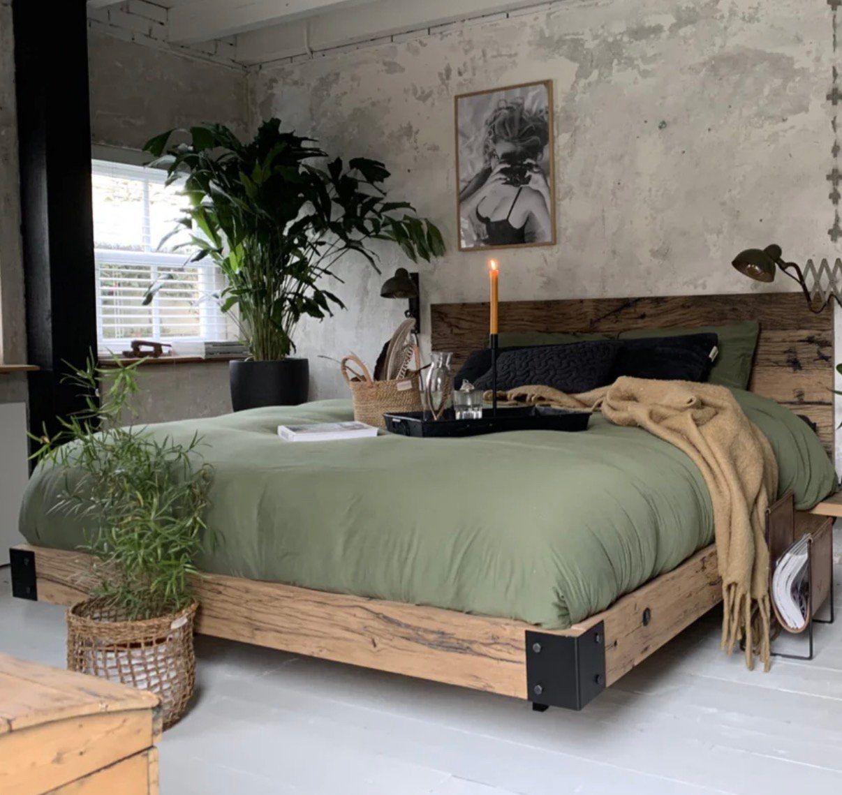 Zwevend eiken bed, gussta, industrieel 140x200, Ophalen, Zo goed als nieuw
