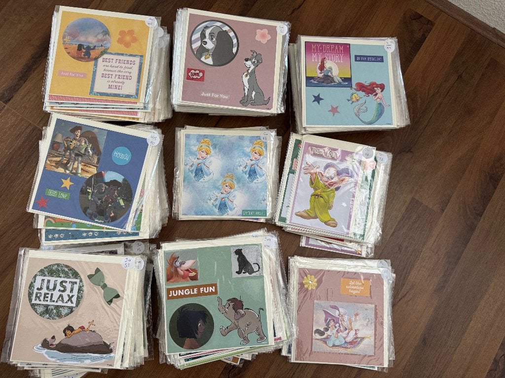 299 Disney ansichtkaarten (dubbel plus envelop), Ophalen of Verzenden, Overige figuren, Nieuw, Overige typen