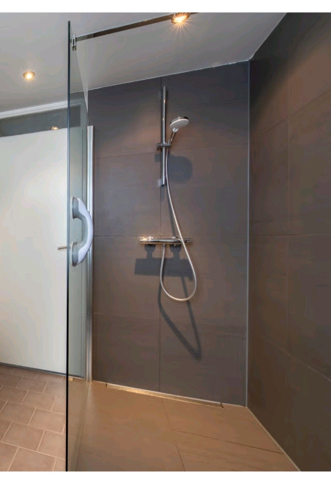 Glazen douchewand, Huis en Inrichting, Badkamer | Complete badkamers, Ophalen