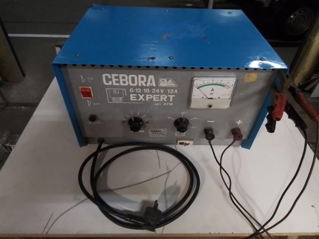 CEBORA professionele  batterijlader, Ophalen of Verzenden, Zo goed als nieuw