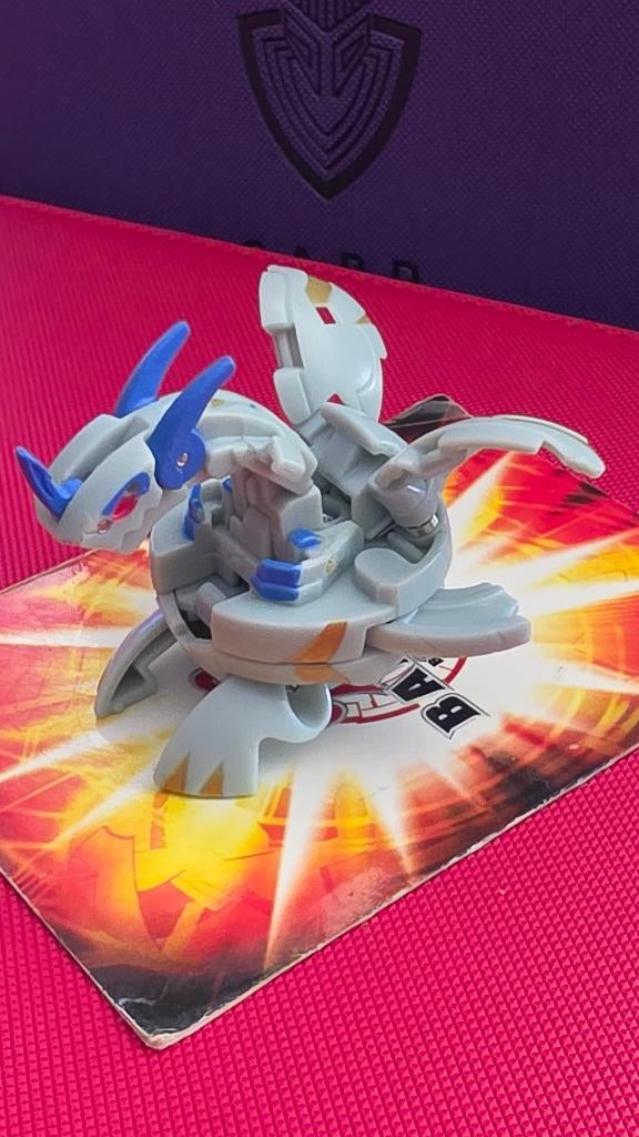 New Vestroia Haos Neo Dragonoid Bakugan, Ophalen of Verzenden, Gebruikt
