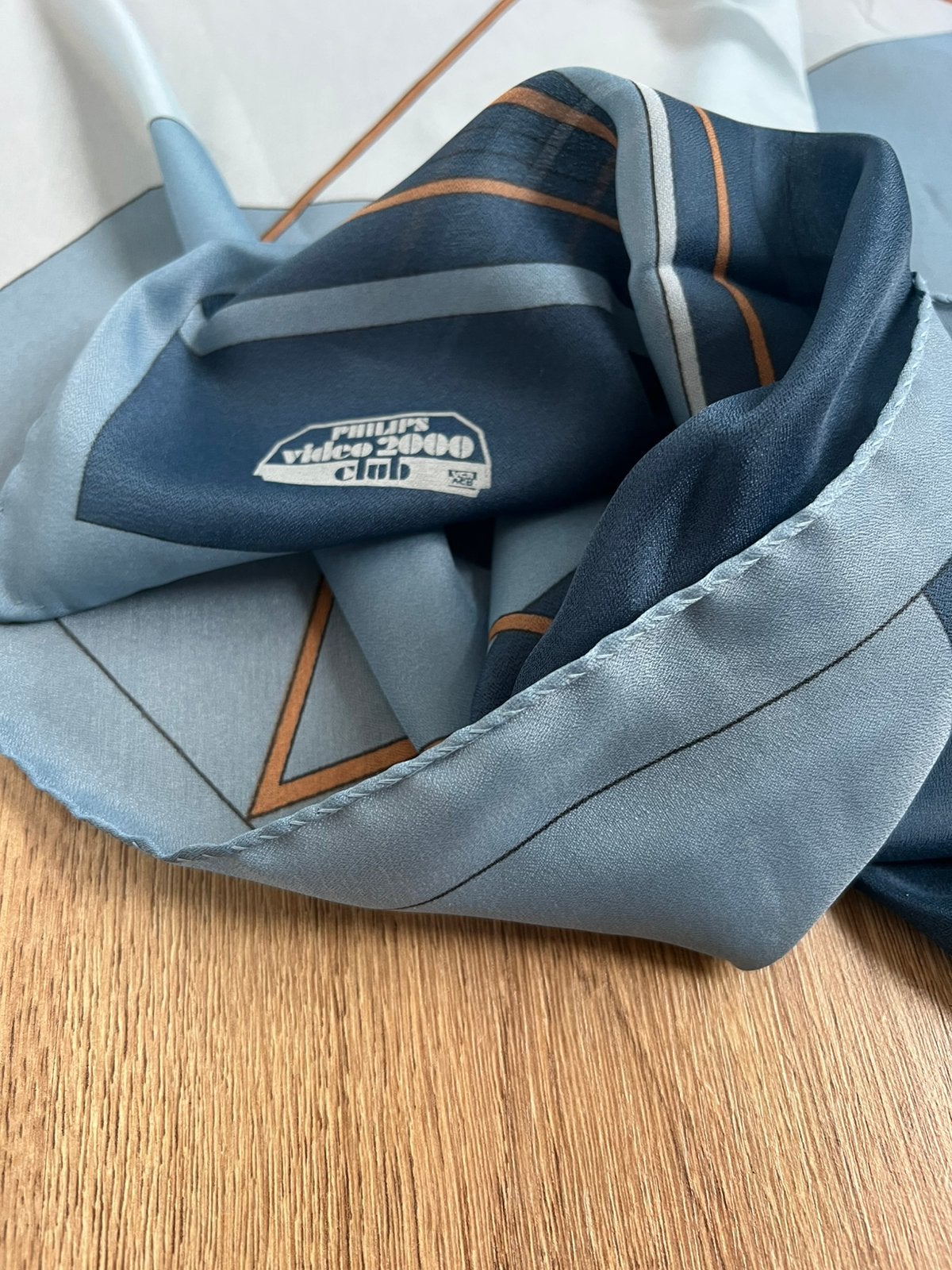 Philips video 2000 club blauw vintage sjaaltje bandana, Maat 38/40 (M), Ophalen of Verzenden, Zo goed als nieuw, X