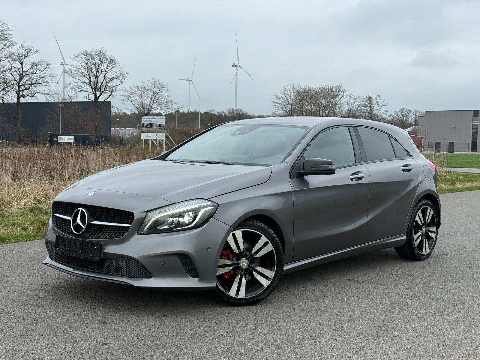 Mercedes-Benz A-klasse 200 CDI Automaat LED Leder Euro 6, Auto's, 136 pk, 4 cilinders, Leder en Stof, Particulier