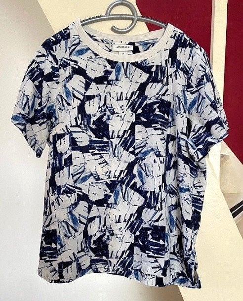 Monki - luchtig shirt, Maat 38/40 (M), Blauw, Ophalen of Verzenden, Zo goed als nieuw