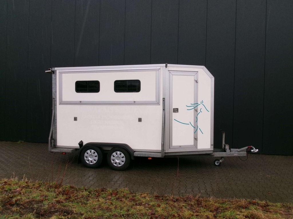 Ruime trailer. Diverse tussenschotten en inloop zadelkamer, Dieren en Toebehoren, Gebruikt, Overige typen, Niet ingevuld, Niet ingevuld